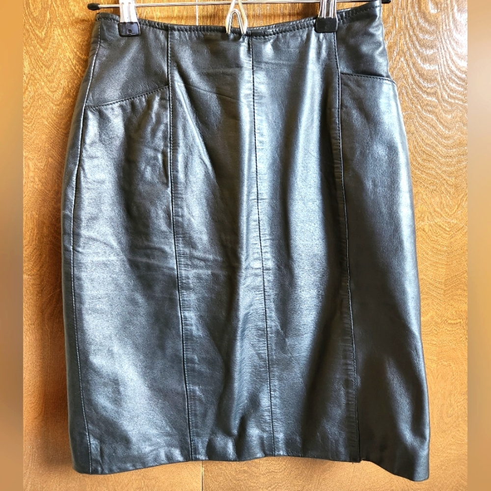 Wilsons Genuine Black Leather Skirt